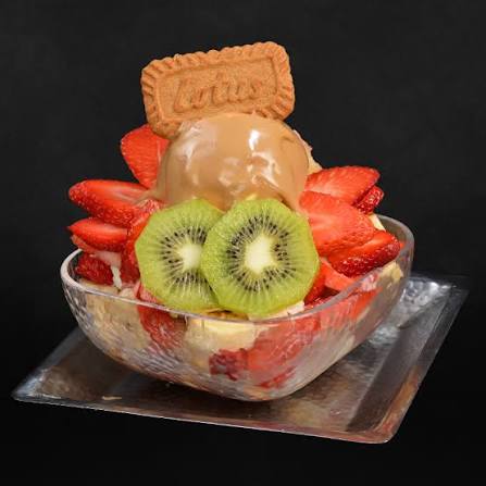 سلطة فواكه لوتس