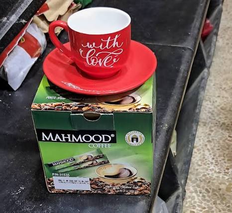 قهوة محمود مع عرض فنجان هدية