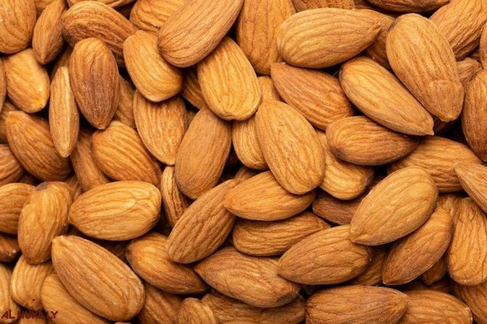لوز ني 100 غرام